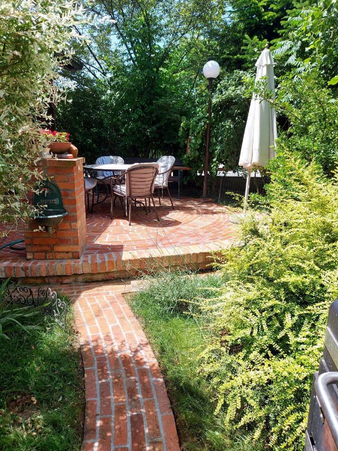 Eden Apartment Sveta Nedjelja  Екстериор снимка